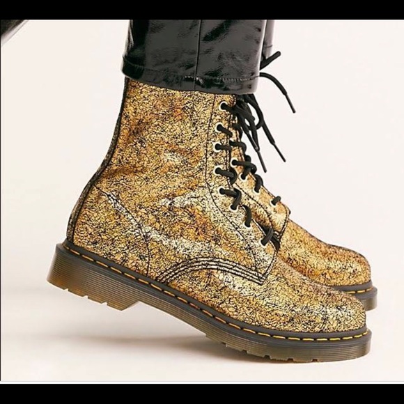 Dr. Martens Gold 1460 Pascal Iridescent Crackle Lace Up Combat Boots/Booties - Picture 10 of 12